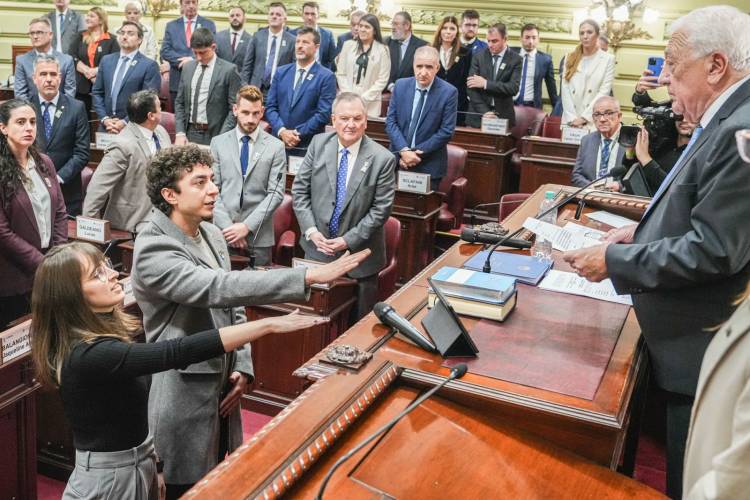 Juraron los convencionales electos que reformarán la Constitución de Santa Fe