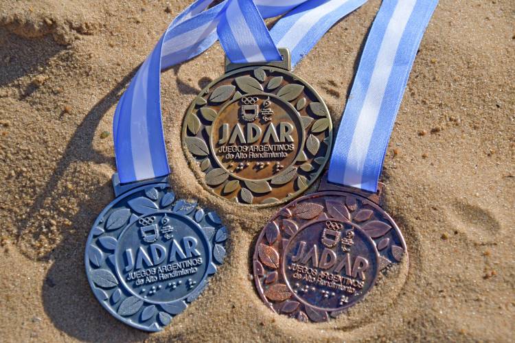 Identidad, pertenencia e inclusión: presentaron las medallas de los Juegos Argentinos de Alto Rendimiento 2025