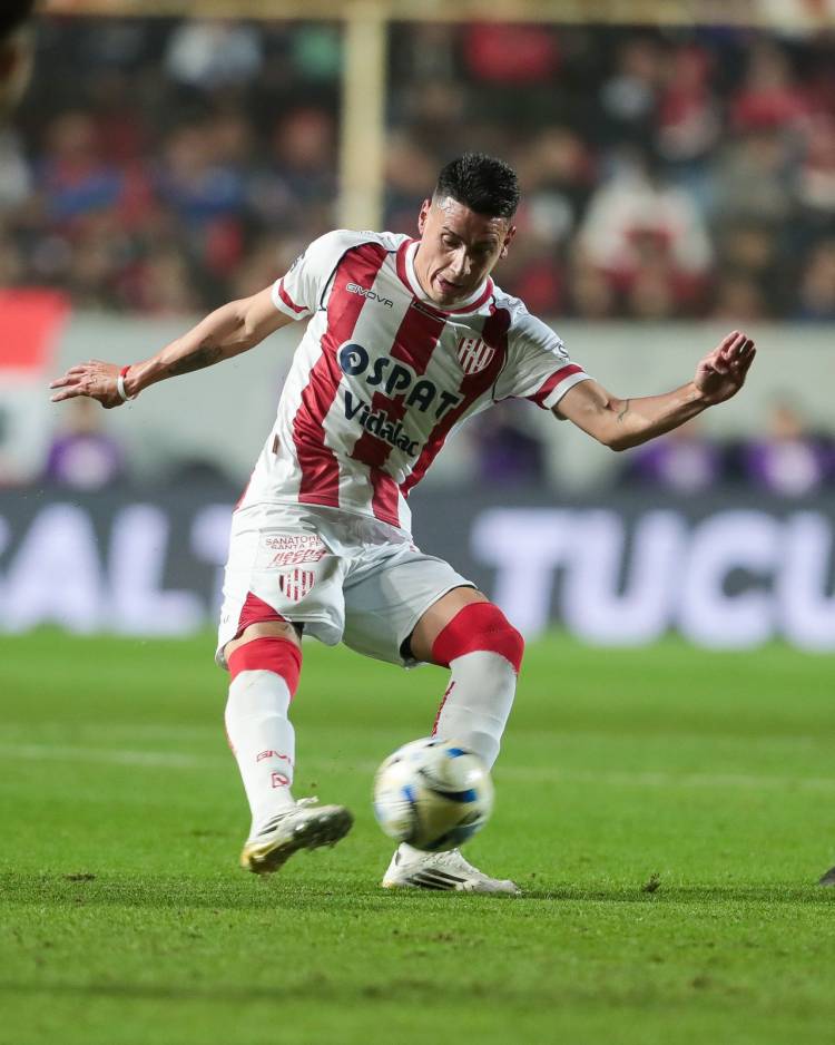 Unión no pudo con Tigre pero llegó a la punta de su zona