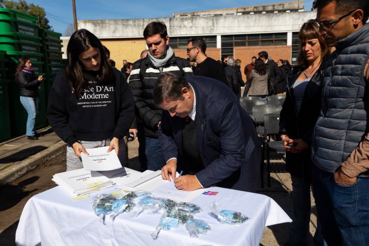 UNL firmó un convenio con el Ministerio de Ambiente y Cambio Climático para mejorar la gestión de residuos