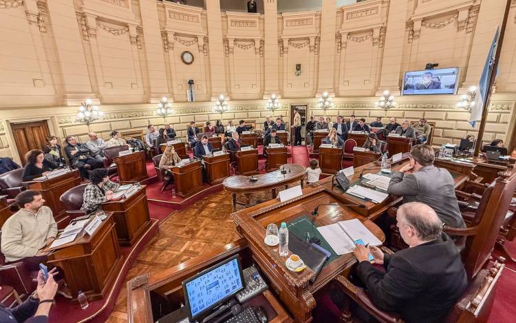 Convención Reformadora: Se trató en Comisión la modificación de 8 artículos del Poder Legislativo