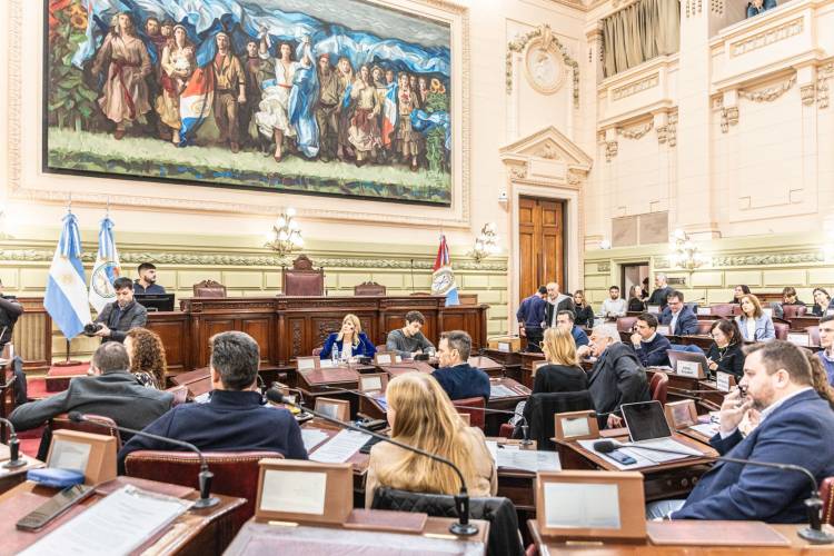Convención Reformadora: Se trató en Comisión la modificación de 8 artículos del Poder Legislativo