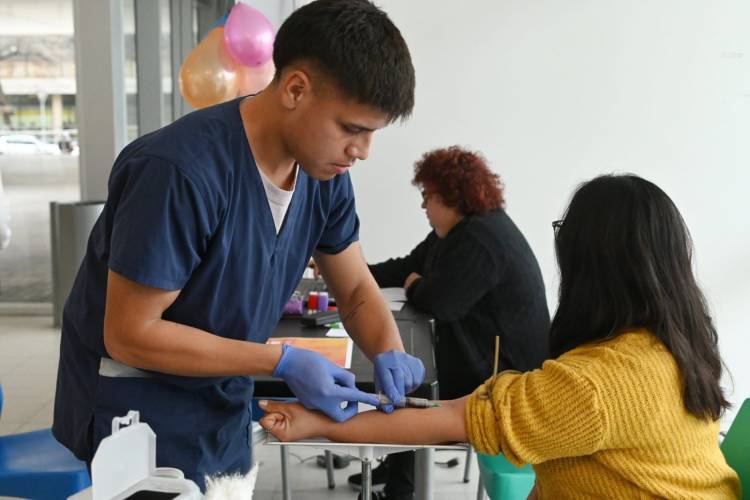 Prevención de hepatitis: Provincia realizó testeos gratuitos, vacunación y concientización