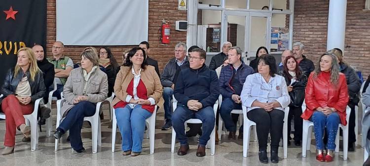 Inversión en educación: más de 120 millones de pesos para infraestructura y equipamiento.