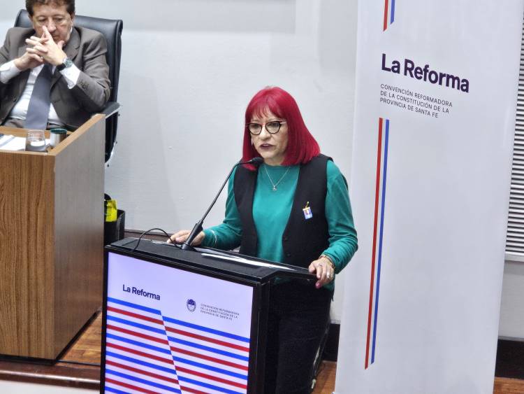 Violeta Quiroz pidió a los convencionales “autonomía con financiamiento garantizado en la Constitución”
