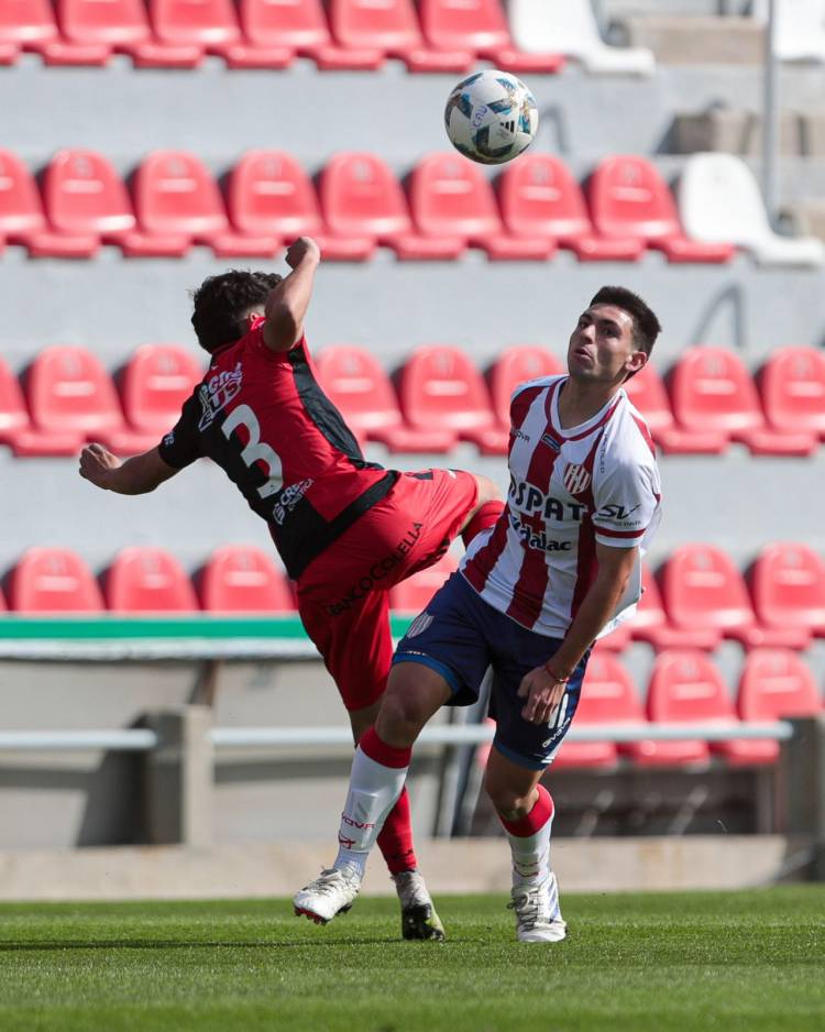 Torneo proyección:  Unión le ganó a Colón el clásico de Reserva