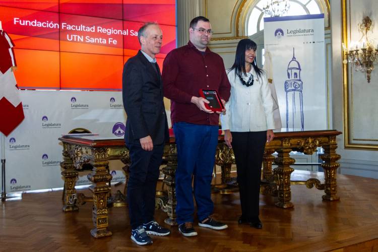 Las Colonias Tecnológicas de la UTN fueron premiadas por la Cámara de Comercio Suizo Argentina