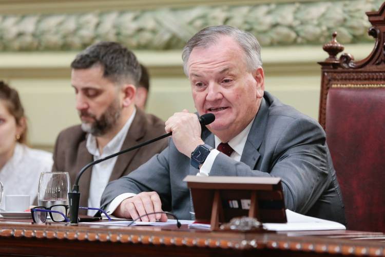 La Convención Reformadora modificó su reglamento interno para regular los dictámenes de comisión