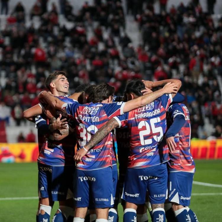 Unión aplastó a Instituto en Alta Córdoba 