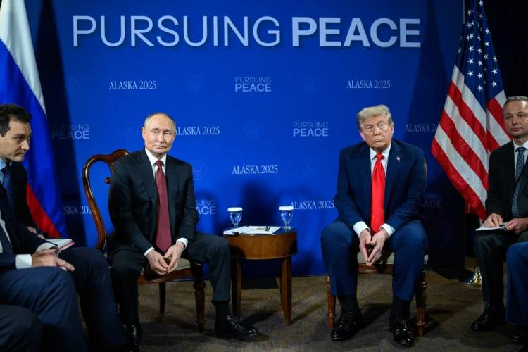 Cumbre en Alaska: Trump niega un acuerdo por Ucrania y Putin habla de un "entendimiento"