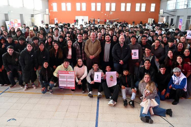 Santa Fe recibió a 250 jóvenes en un jornada que fomentó la participación ciudadana