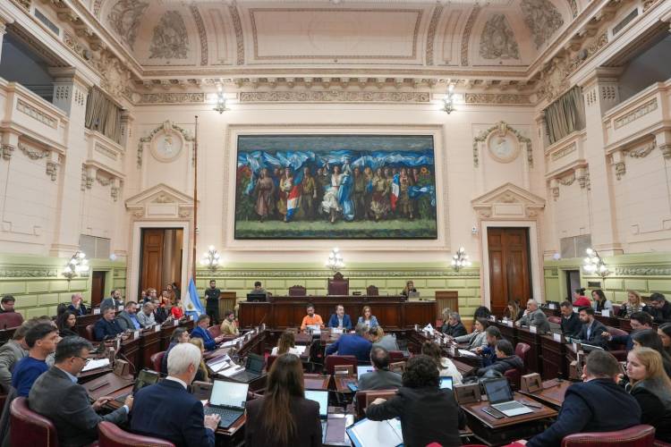 La Comisión Redactora emitió los primeros dictámenes parciales
