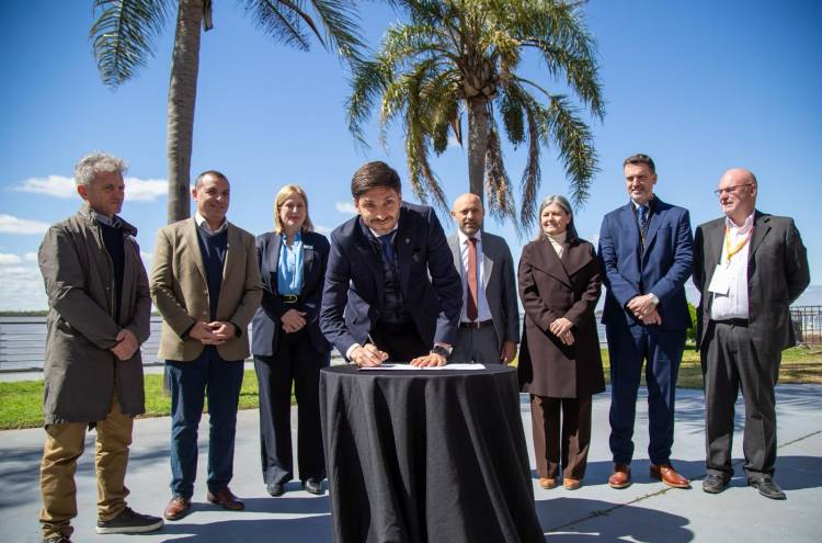 Remodelación del Aeropuerto Internacional Rosario: en 20 días comienza la obra para reparar la pista