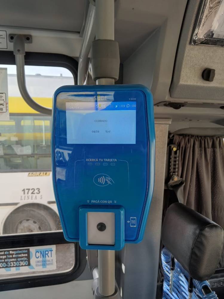 Colectivos: comenzó el recambio de las validadoras y se podrá pagar con QR y otros medios