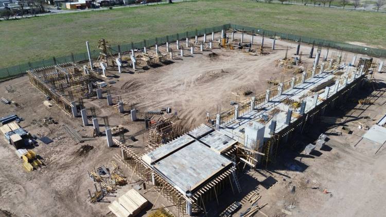 Juegos Suramericanos 2026: el nuevo Microestadio de Rafaela comienza a mostrar sus primeras columnas y tribunas