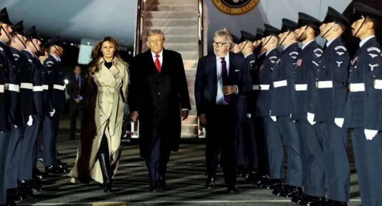 Trump llegó a Londres para visita oficial en medio de las protestas