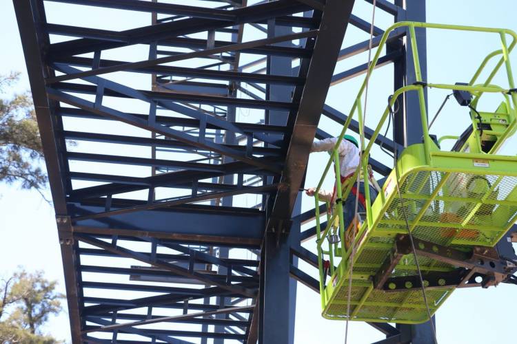 Juegos Suramericanos 2026: montan la estructura metálica del nuevo Arena Rosario