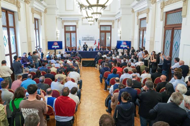 “Hoy nos unimos para hacer historia en el deporte”: Pullaro presentó la franquicia del Litoral que jugará el Súper Rugby Américas 2026