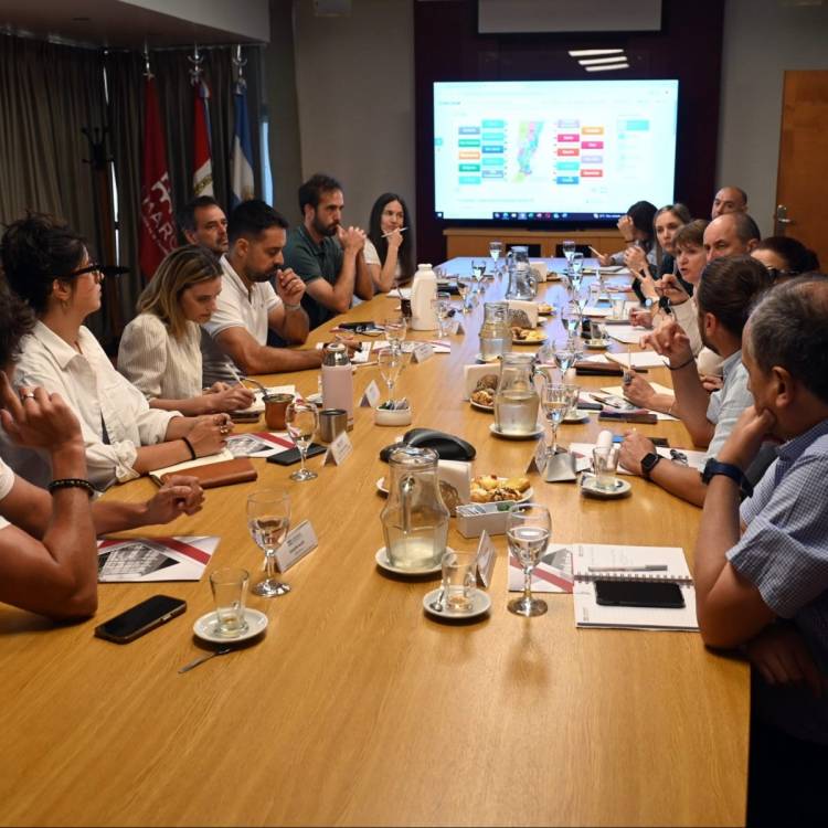 Santa Fe y Francia consolidan un proyecto de formación de obreros en técnicas de conservación y eficiencia energética