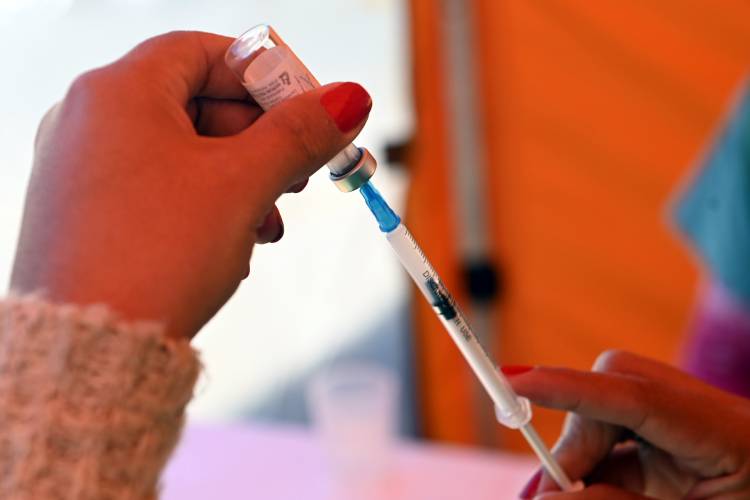 #ModoVacuna: La Municipalidad continúa con la campaña itinerante de vacunación