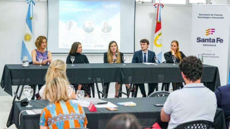 Santa Fe acelera su transformación digital en trabajo conjunto con la Unión Europea y la Nación