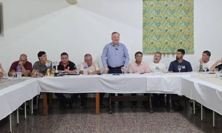 En Arrufó, con una “creciente expectativa” se sortearon las zonas de la 3° Copa de Fútbol Departamento San Cristóbal