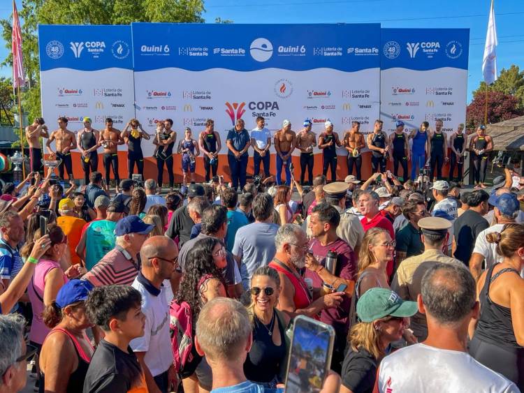 Postales de la maratón ccuática más linda del mundo