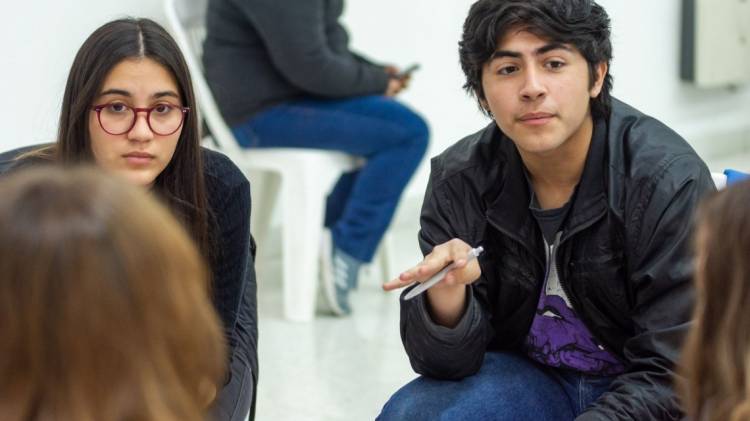 Plan FinEs: más de 9 mil estudiantes se inscribieron para finalizar la secundaria