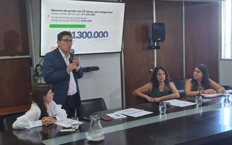 Goity: “Ningún maestro de grado con 25 horas semanales sin antigüedad va a ganar menos de $ 1.300.000"