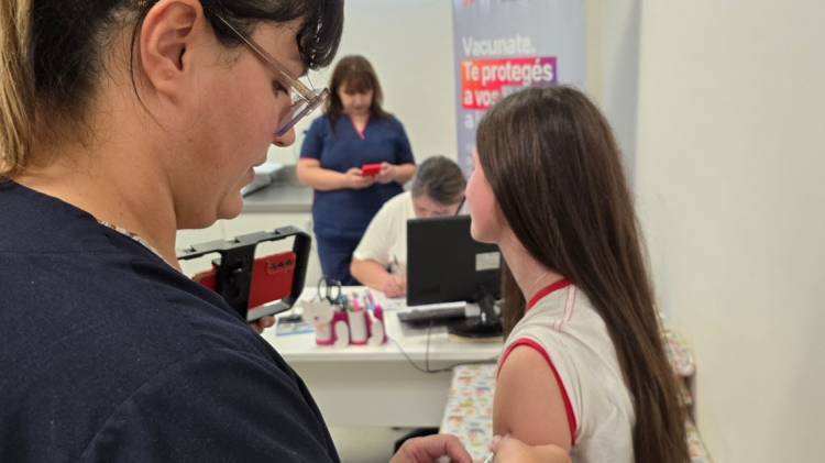 Objetivo Dengue: en Santa Fe ya se colocaron más de 159.000 vacunas