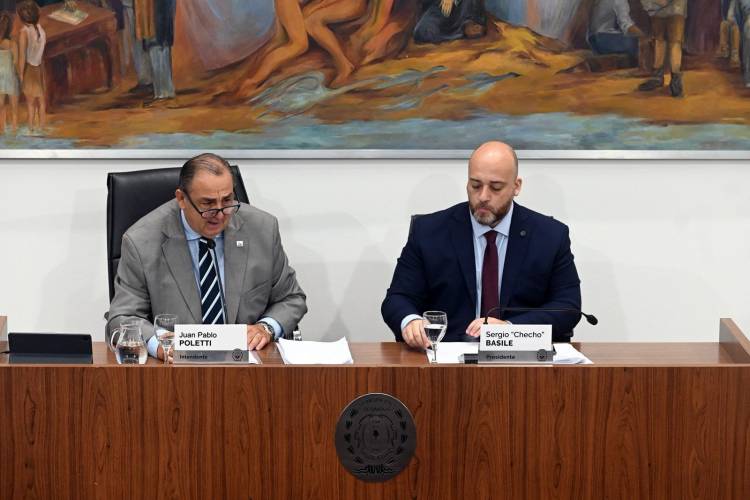 Orden, obras y modernización: los avances de la gestión Poletti en sus primeros dos años