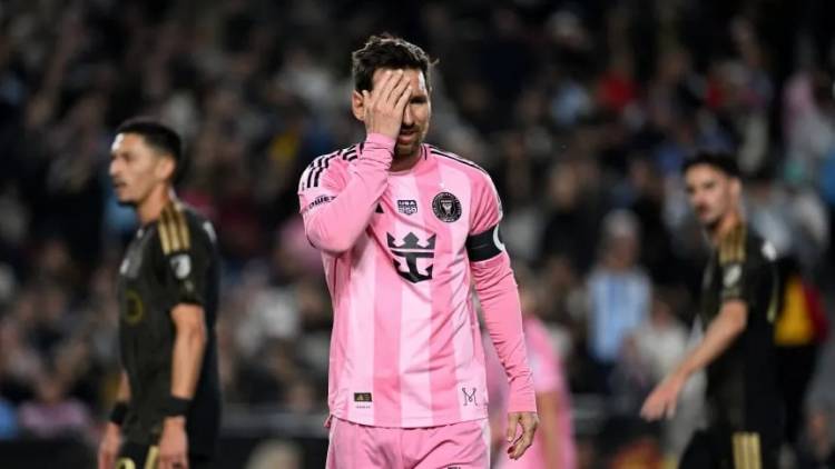 Dura derrota del Inter Miami en el inicio de la MLS: cayó 3 a 0 ante Los Angeles