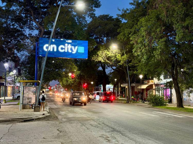 La Municipalidad informa restricciones parciales de tránsito en Avenida Luján por obras de reparación
