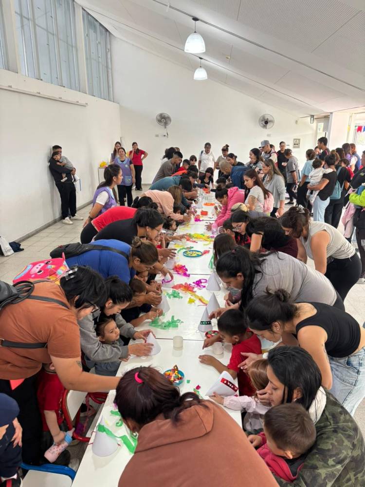 Los Jardines Municipales de Coronel Dorrego y Chalet celebraron nuevos aniversarios