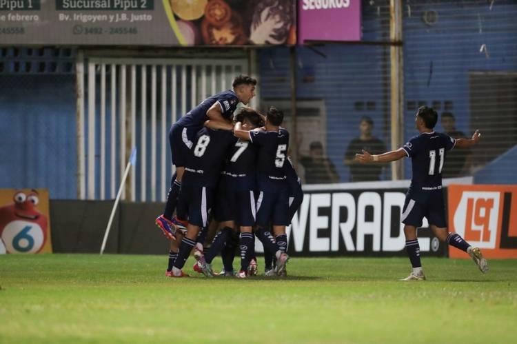Acassuso sorprendió a Newell's en Rafaela