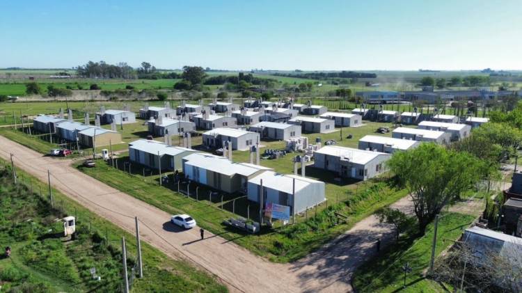 Gálvez: Provincia habilitó la inscripción al sorteo de las 52 viviendas que continuará tras el abandono de Nación