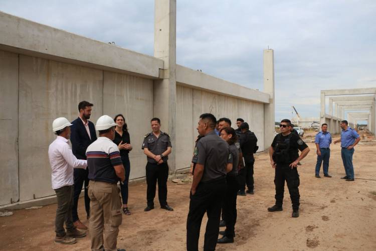 Autoridades de Mendoza y Neuquén visitaron Santa Fe para conocer su modelo de seguridad y gestión penitenciaria