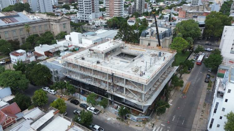 Nuevo edificio del Instituto 8: el Gobierno Provincial comenzó los trabajos para el cerramiento perimetral