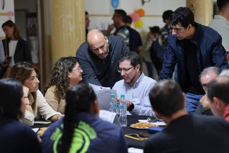 ADN ya visitó 5 distritos y trabaja más de 100 iniciativas de la ciudadanía