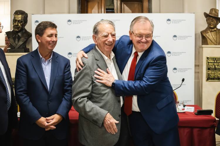Homenaje del Senado a Danilo Kilibarda por su legado democrático