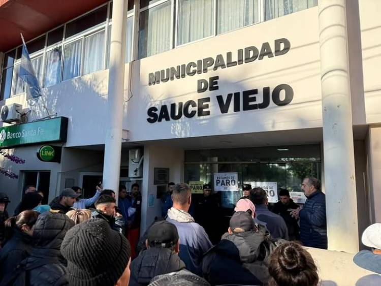 Fuerzas de seguridad garantizan la prestación de servicios municipales en Sauce Viejo