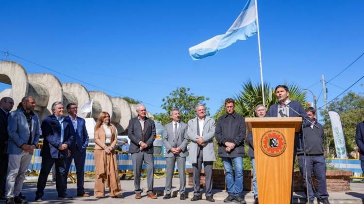 El gobernador reclamó el fin de las retenciones y marcó: “El camino no son los planes, sino el trabajo de nuestros productores”