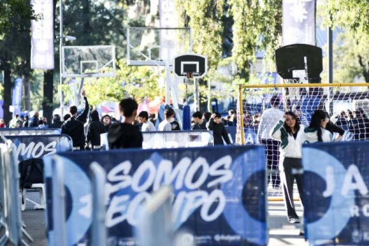 Juegos CReAR 2026: pasó la segunda jornada y llega un sábado repleto de torneos y encuentros deportivos 
