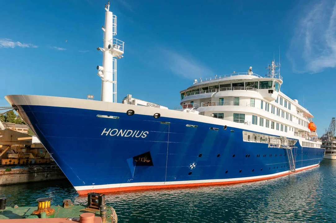 La mayoría de la tripulación a bordo del crucero Hondius deberá someterse a cuarentena cuando llegue a Rotterdam