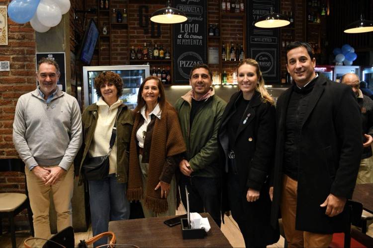 La Peatonal en “Modo Revolución” para celebrar la fecha patria