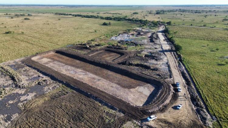 Una histórica obra de cloacas que lleva adelante la Provincia en Alejandra ya superó el 55 % avance