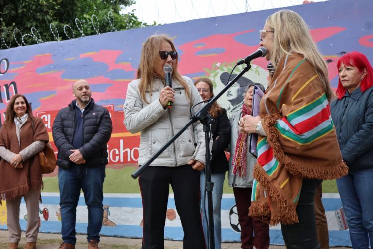 El Concejo inauguró en María Selva un mural homenaje al músico Mario Millán Medina