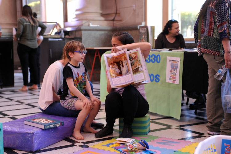 La Feria del Libro de Santa Fe abre su convocatoria para una edición que celebrará la ciudad