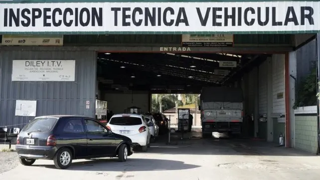 Siete de cada diez autos tienen fallas a los tres años: el argumento del sector contra la reforma nacional de la Revisión Técnica Obligatoria