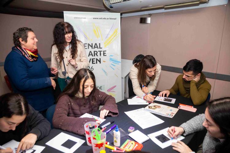 La UNL presentó la XVI Bienal de Arte Joven